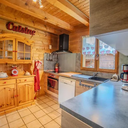 Morillon Village Chalet 10 Pers 4 Ch Vue Montagne Proche Centre Village Et Telecabine Accessible En 5 Minutes Via Skibus Gratuit Chalet *