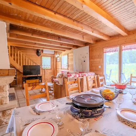 木屋 10 Pers 4 Ch Village