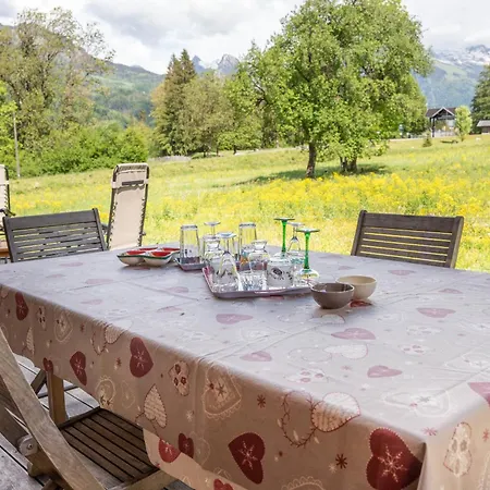 Morillon Village Chalet 10 Pers 4 Ch Vue Montagne Proche Centre Village Et Telecabine Accessible En 5 Minutes Via Skibus Gratuit * Morillon