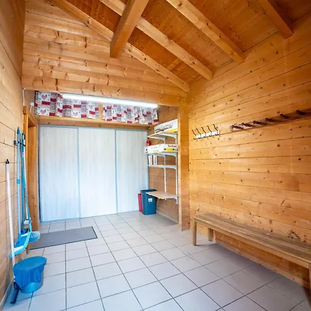 Chalet Morillon Village Chalet 10 Pers 4 Ch Vue Montagne Proche Centre Village Et Telecabine Accessible En 5 Minutes Via Skibus Gratuit Morillon