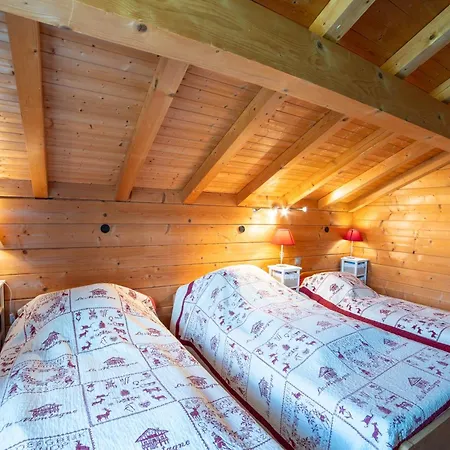Chalet Morillon Village Chalet 10 Pers 4 Ch Vue Montagne Proche Centre Village Et Telecabine Accessible En 5 Minutes Via Skibus Gratuit *